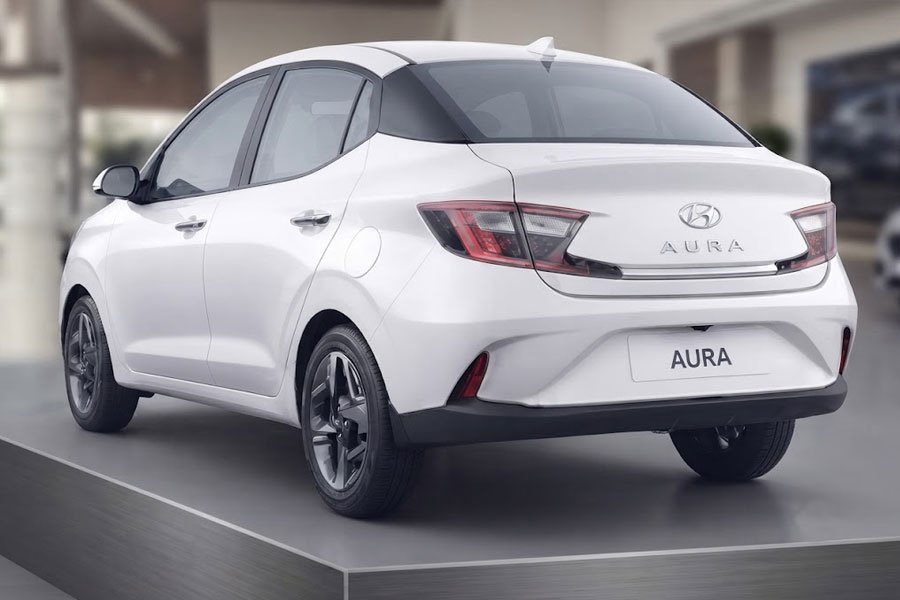Hyundai Aura